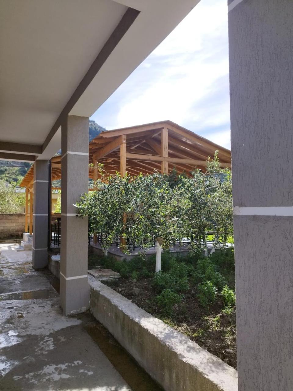 Villa Bailey Vlore Bagian luar foto